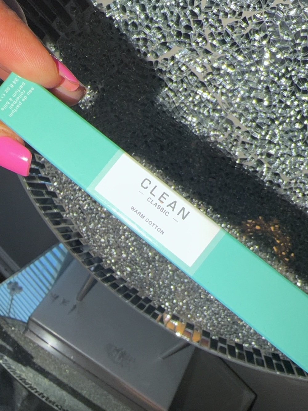 CLEAN Classic Warm Perfume Rollerball.